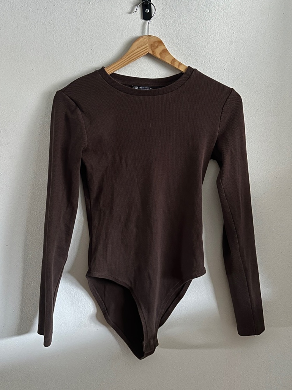 Zara Long-Sleeve Ribbed Bodysuit